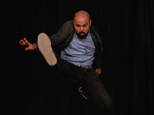 kicked in the end_ a magic show - 540x405